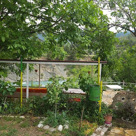 Honey-House “Kastrioti” Apartment Përmet Екстериор снимка